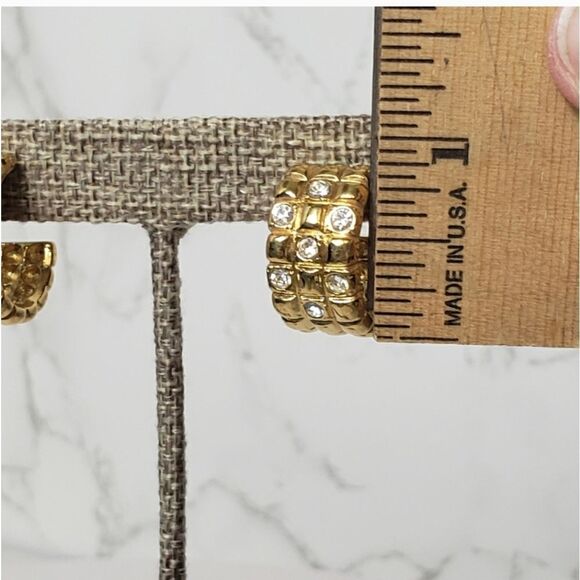 AVON Goldtone & Crystal Checkerboard Huggie Hoop Earrings - Picture 5 of 8